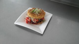 Lahodný burger s kečupovou kožou