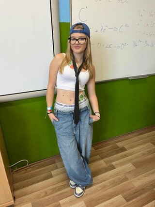 f24f4287-cd8b-4a97-95a3-d052b70f13b1