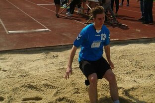 Atletika sš 2016 okres a kraj - 20160505_101722-1