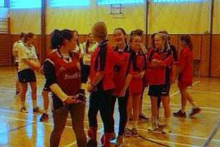 Hádzanárky-krásne 2.miesto za športovým gymnáziom - 20160308_082319