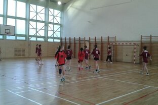Okresné kolo hádzanej -naše dievčatá víťazky - 20170216_085019