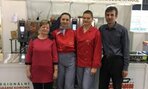 spoločná foto učiteľov so žiakmi