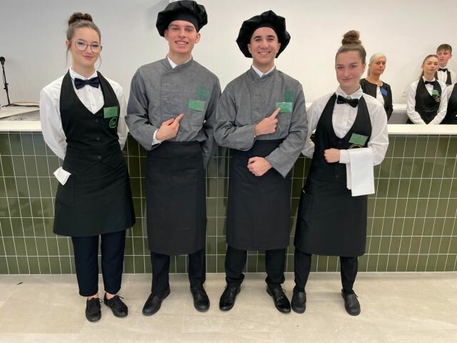 6488 H pracovník v gastronómii, pracovníčka v gastronómii